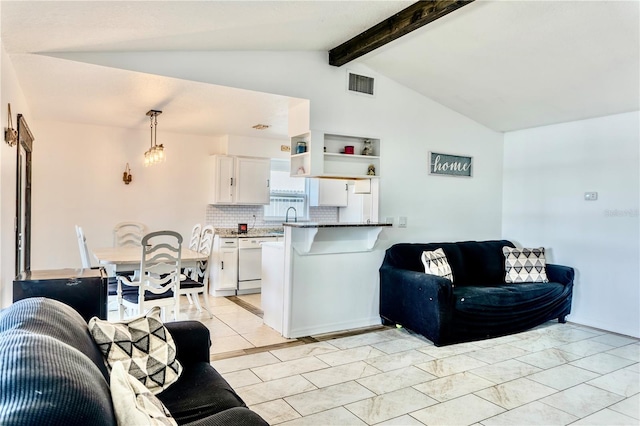3328 Fox Rdg, Winter Haven, FL 33884 - living room featuring light marble finish floors