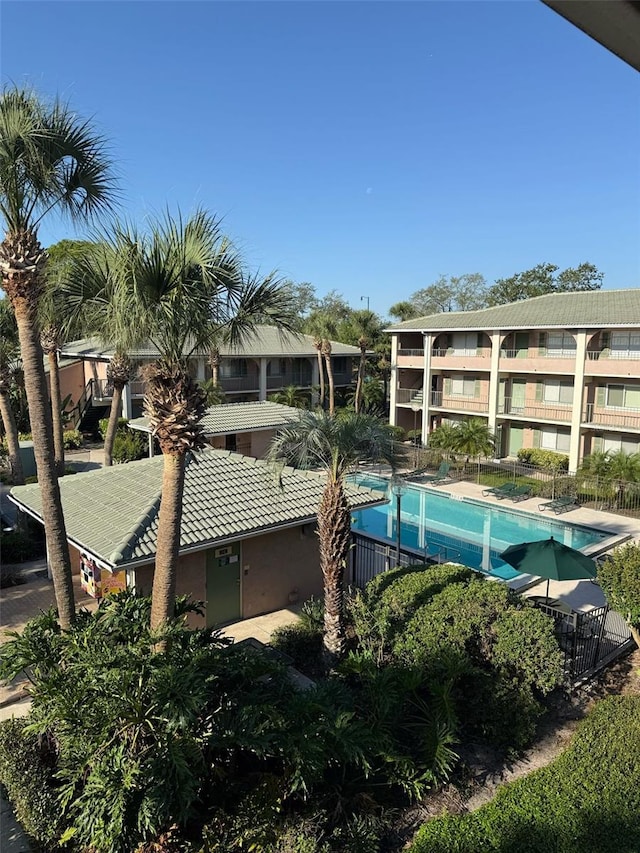 128 Water Front Way Unit 300, Altamonte Springs, FL 32701 - pool with fence