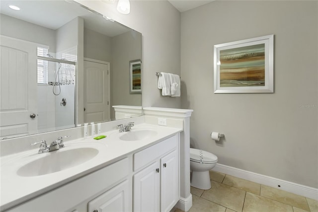 4201 Oakview Dr, Davenport, FL 33837 - bathroom featuring toilet, tile patterned floors, a tile shower, and a sink