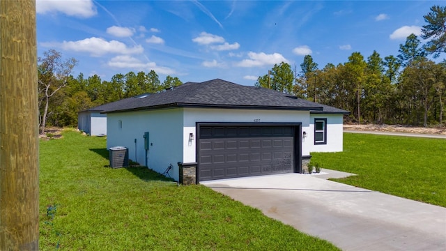 6257 SW 153 Rd Ln, Ocala, FL 34473 - view of side of home with a garage, driveway, a yard, and stucco siding