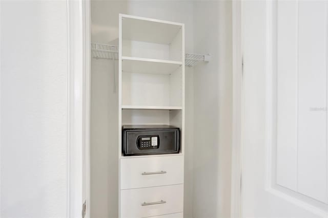 8044 Lost Shaker Ln, Kissimmee, FL 34747 - view of closet