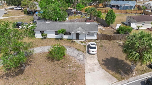 bird's eye view with a residential view