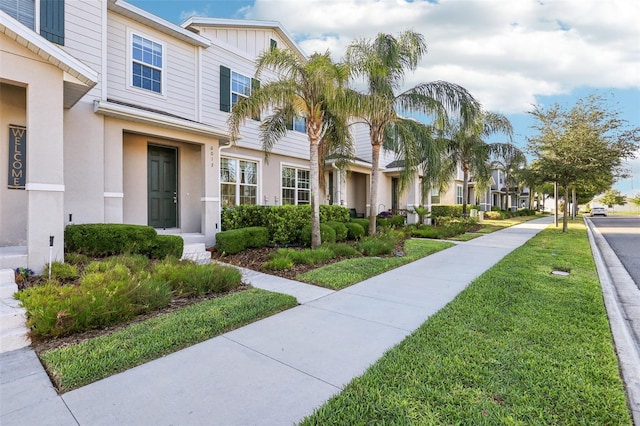 6013 Blue Lily Way, Winter Garden, FL 34787 - view of community featuring a residential view and a lawn