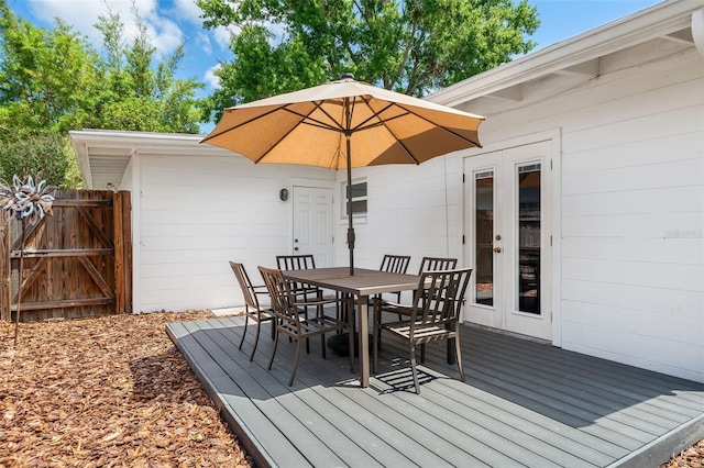 1424 W New Hampshire St, Orlando, FL 32804 - deck featuring french doors and outdoor dining area