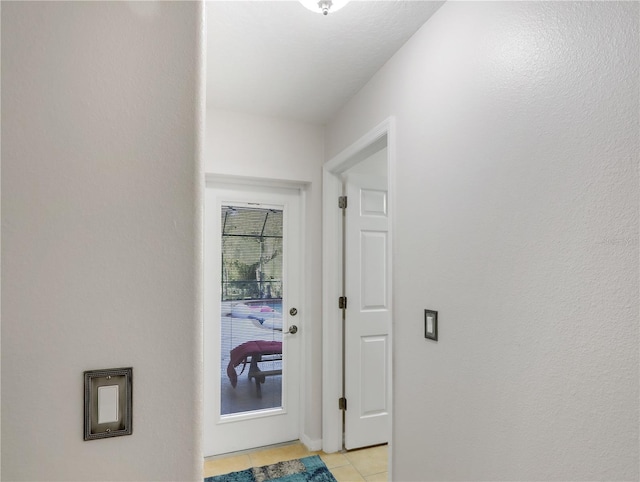 4675 Ficus Dr, Beverly Hills, FL 34465 - entryway featuring light tile patterned floors