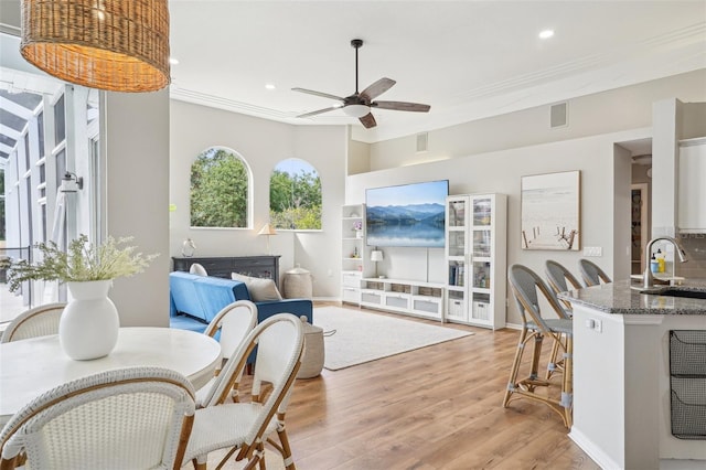336 Plantation Club Dr, Debary, FL 32713 - interior space featuring visible vents and a sink