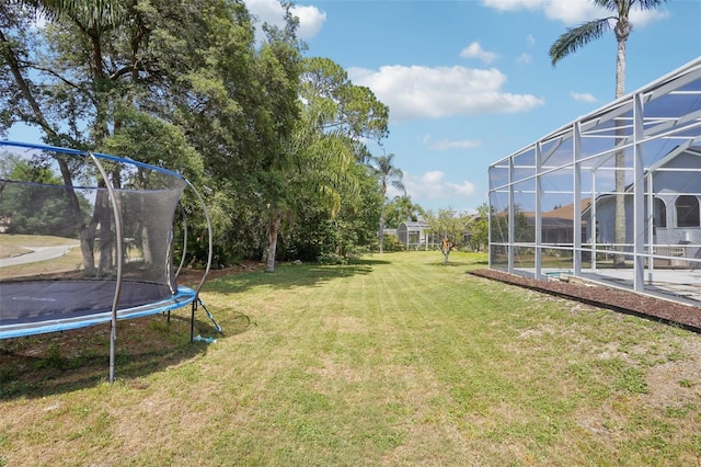 336 Plantation Club Dr, Debary, FL 32713 - view of yard with a trampoline