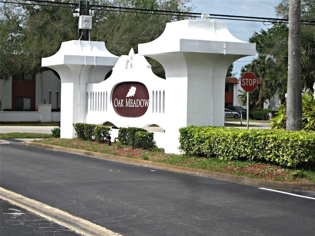 2073 Oak Meadow Cir S, Daytona, FL 32119 - view of community / neighborhood sign