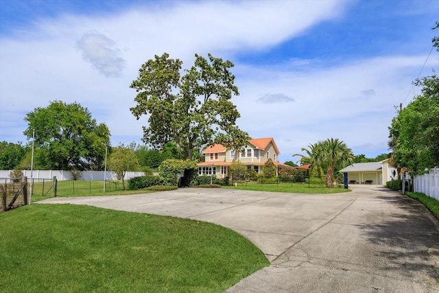 36408 E Eldorado Lake Dr, Eustis, FL 32736 - view of front of property featuring driveway