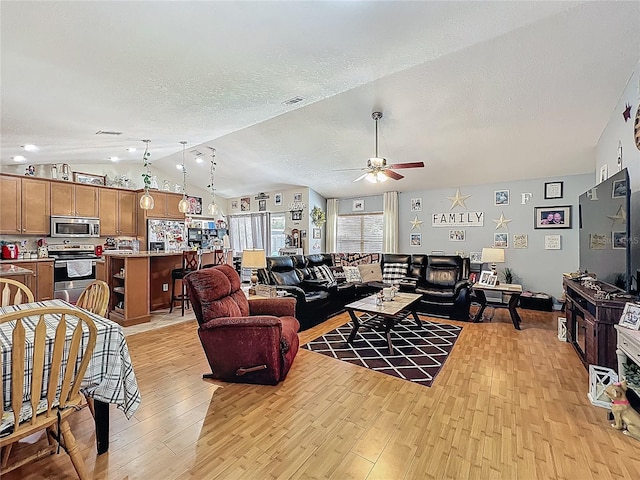 20446 Macon Pkwy, Orlando, FL 32833 - photo 2