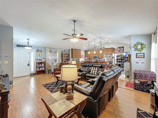20446 Macon Pkwy, Orlando, FL 32833 - photo 4