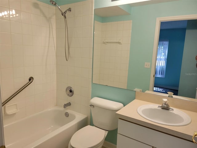 3586 Eversholt St, Clermont, FL 34711 - full bath with toilet, vanity, and shower / washtub combination