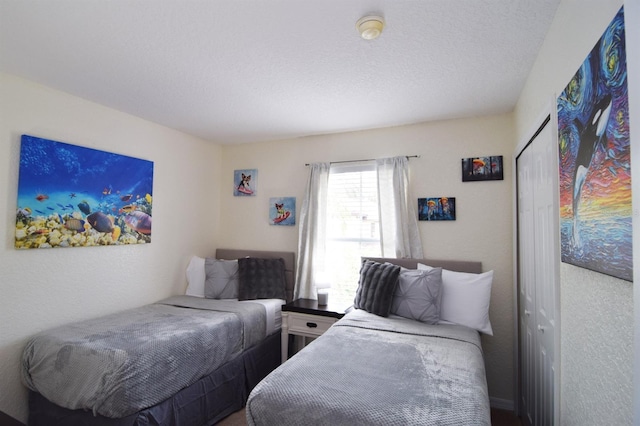 626 Verona Ave, Davenport, FL 33897 - view of bedroom