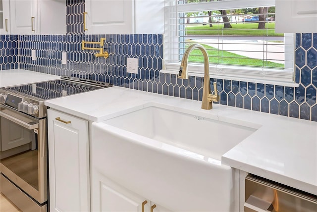 40 W Laurel St, Apopka, FL 32703 - clothes washing area with a sink
