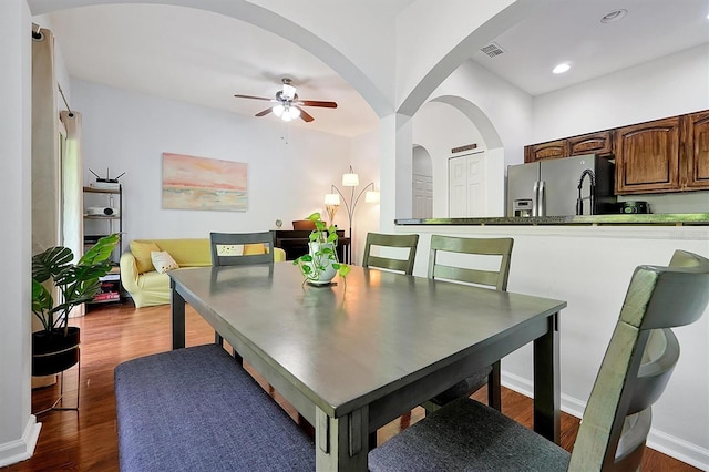 dining area with recessed lighting, ceiling fan, baseboards, visible vents, and dark wood-type flooring