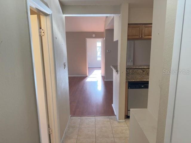 208 Afton Sq Unit 307, Altamonte Springs, FL 32714 - hall featuring light tile patterned floors