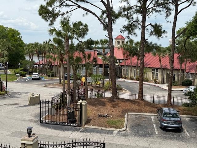 208 Afton Sq Unit 307, Altamonte Springs, FL 32714 - surrounding community with uncovered parking
