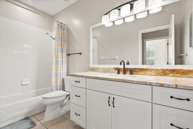 14841 Faversham Cir, Orlando, FL 32826 - full bath featuring vanity, tile patterned floors, toilet, and shower / bath combination with curtain