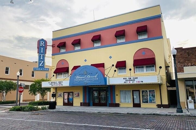 view of building exterior