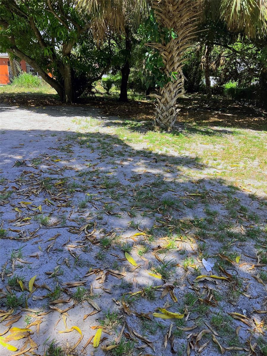 1904 Avenue E Ave E, Fort Pierce, FL 34950