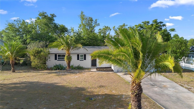 577 Compton Ct, Deland, FL 32724 - view of front facade with concrete driveway