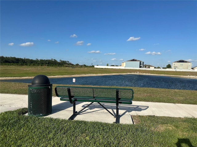 2000 Golden Beak Dr, Eagle Lake, FL 33839 - view of community featuring a yard