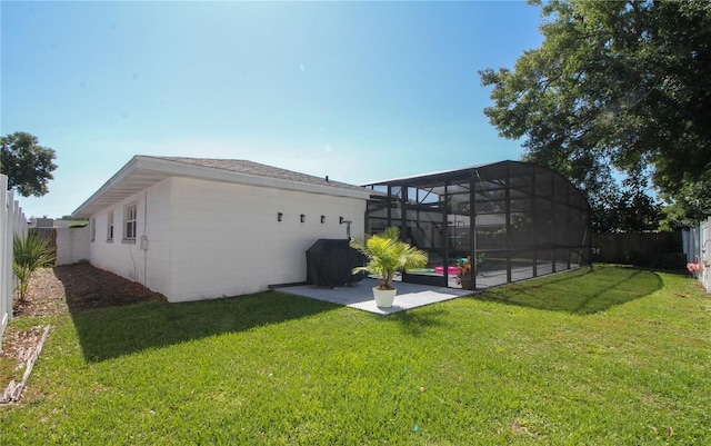 1529 Glastonberry Rd, Maitland, FL 32751 - rear view of house featuring a patio, a swimming pool, and glass enclosure