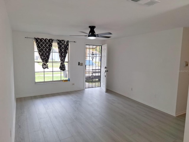 3716 Mistwood Dr, Tampa, FL 33619 - photo 4