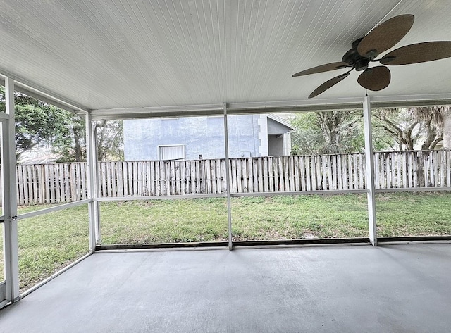 2904 Cayenne Ave, Pembroke Pines, FL 33026 - unfurnished sunroom featuring ceiling fan