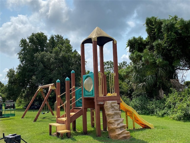 6403 Parc Corniche Dr Unit 4308, Orlando, FL 32821 - community playground featuring a lawn