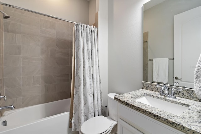 2423 Datura Loop, Saint Cloud, FL 34772 - bathroom with vanity, shower / bath combo with shower curtain, and toilet