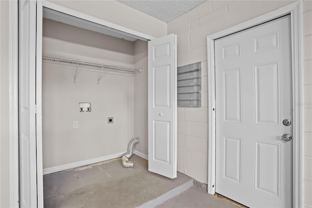 15 Sawfish Ln, Kissimmee, FL 34759 - washroom with electric dryer hookup, laundry area, baseboards, and hookup for a washing machine