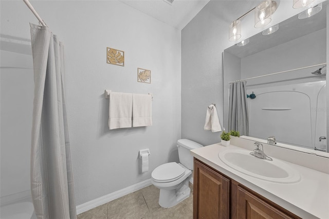 1821 San Jacinto Cir, Sanford, FL 32771 - full bathroom with vanity, tile patterned floors, toilet, and a shower with curtain