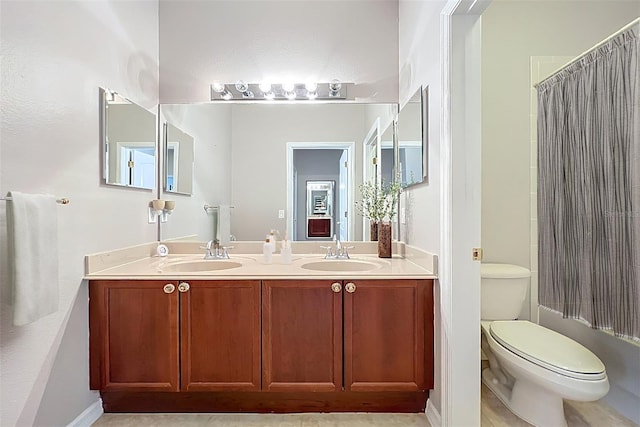 12724 Bideford Ave, Windermere, FL 34786 - full bath with double vanity and toilet
