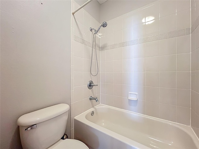 12724 Bideford Ave, Windermere, FL 34786 - full bath featuring toilet and shower / washtub combination