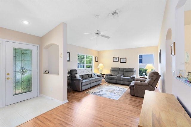 3661 Kingswood Ct, Clermont, FL 34711 - living area with a ceiling fan, visible vents, wood finished floors, baseboards, and recessed lighting