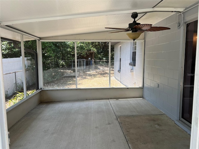 261 Deleon Rd, Debary, FL 32713 - unfurnished sunroom with a ceiling fan