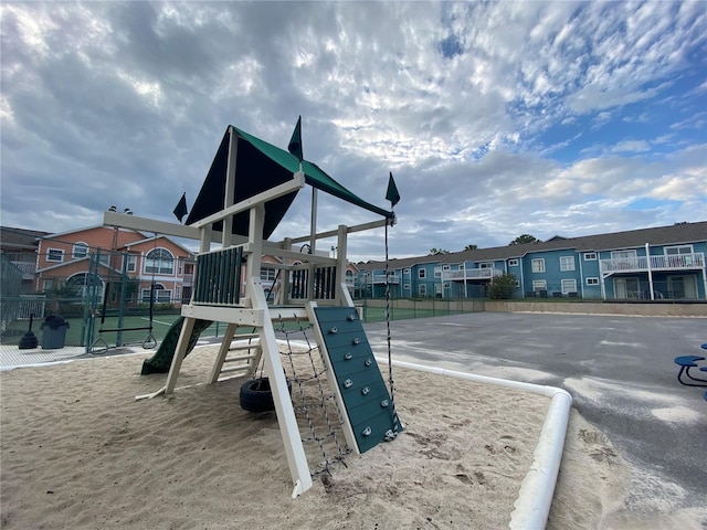 3147 Britannia Blvd Unit A, Kissimmee, FL 34747 - communal playground featuring fence and a residential view