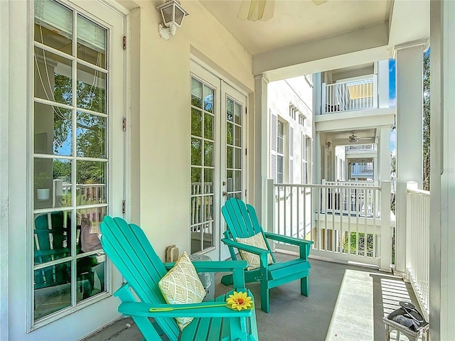 7509 Mourning Dove Cir Unit 203, Reunion, FL 34747 - sunroom featuring a healthy amount of sunlight
