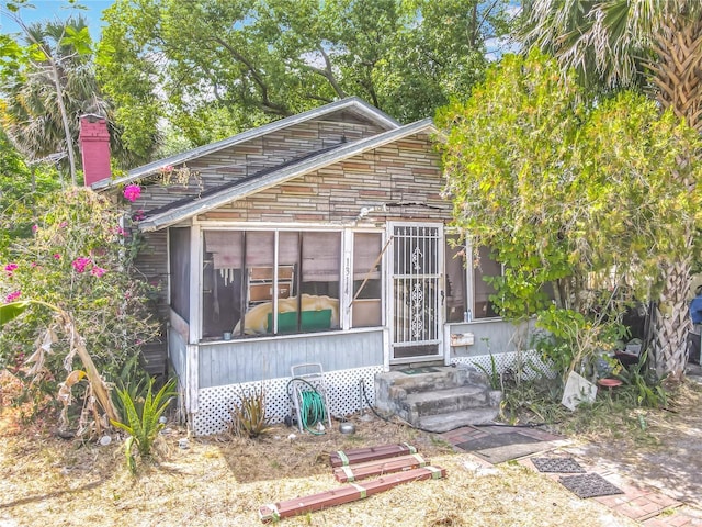 1314 S Mellonville Ave, Sanford, FL 32771 - view of front of house featuring entry steps