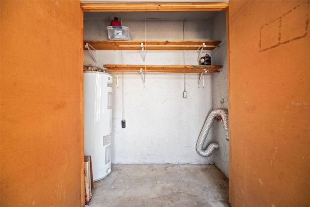 130 Kristi Ann Ct, Winter Springs, FL 32708 - clothes washing area featuring electric water heater