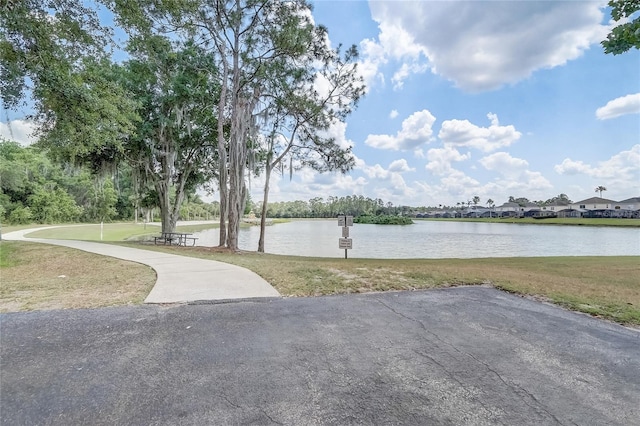 1041 Park Ridge Cir, Kissimmee, FL 34746 - water view