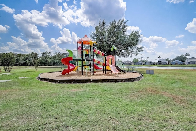1041 Park Ridge Cir, Kissimmee, FL 34746 - communal playground with a lawn