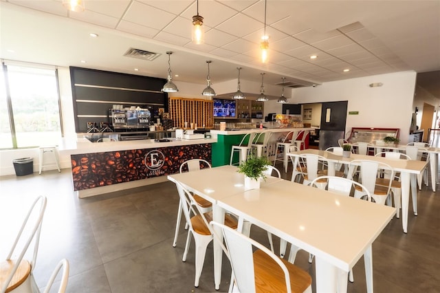 5245 W Irlo Bronson Memorial Hwy Unit 151, Kissimmee, FL 34746 - dining room with a drop ceiling