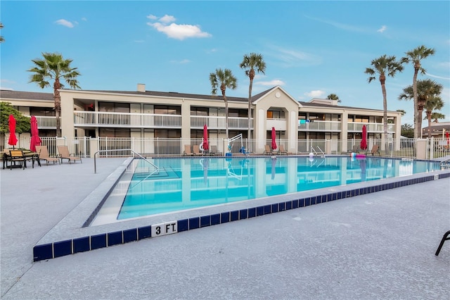 5245 W Irlo Bronson Memorial Hwy Unit 151, Kissimmee, FL 34746 - community pool with fence
