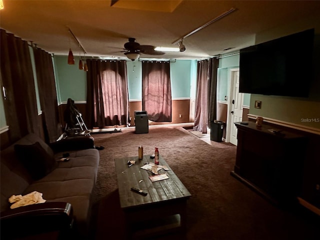 300 Broadview Ave, Altamonte Springs, FL 32701 - carpeted living room featuring a ceiling fan and track lighting