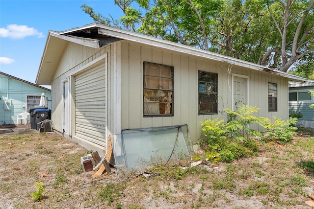 view of property exterior