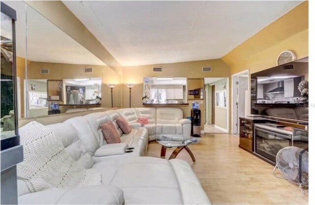 5501 Vance Ave, Orlando, FL 32810 - photo 4
