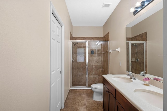 8031 Enchantment Dr Unit Ge, Windermere, FL 34786 - bathroom with a stall shower, visible vents, and a sink