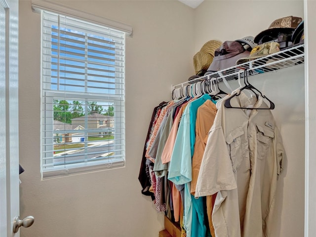 3033 Beau Loop, Tavares, FL 32778 - view of walk in closet